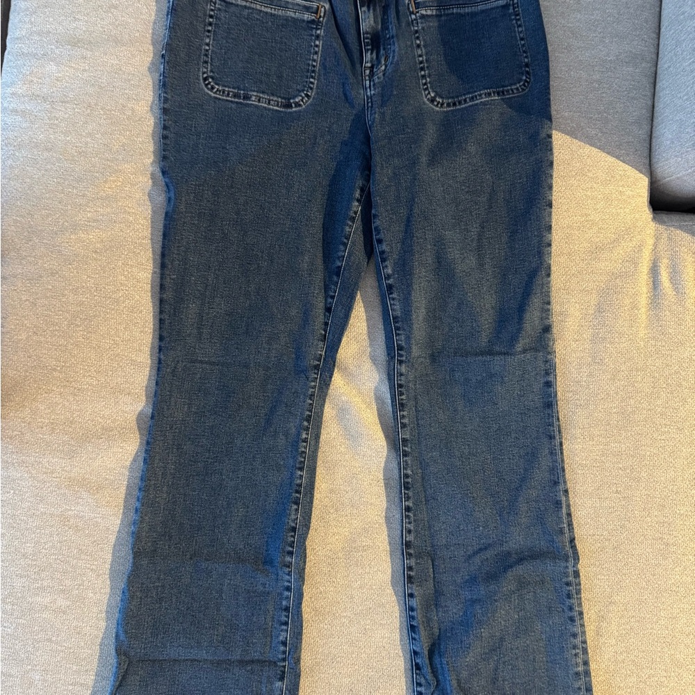 Madewell Blue kick out leg Jeans